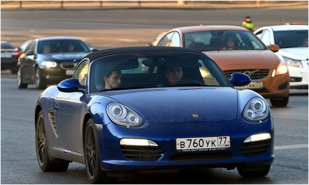 Станислав Апетьян за рулем своего Порше Бокстер
Фото:&nbsp;migalki.net